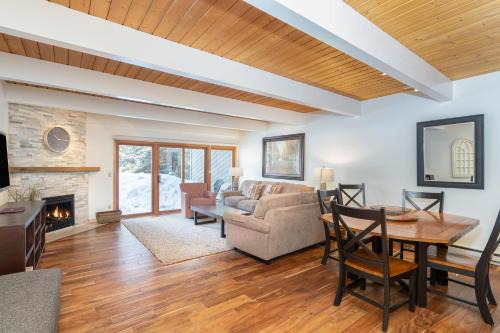 Telluride Apartment | Riverside A