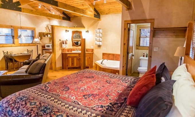 Ruidoso House | Riverside Cottage #26