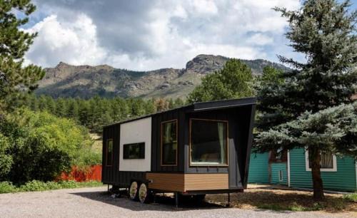 Bailey Apartment | Riverside Tiny Home with Dynamite Views