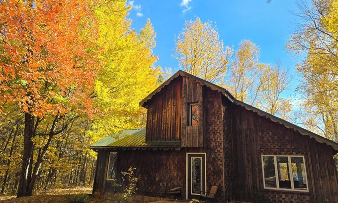 Iron River House | Riverview Ridge on the Iron River
