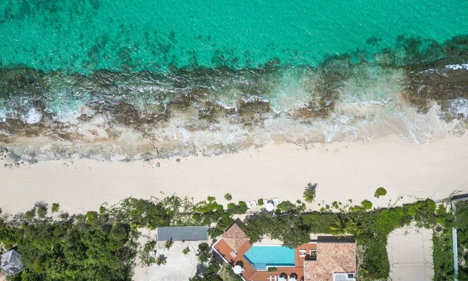 Plum Bay Villa | Riviera in Terres Basses by Personal Villas - Overlooking the Beach