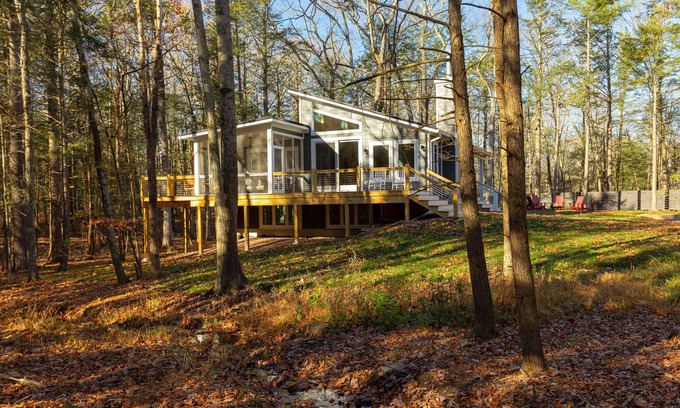 Saugerties House | Rivka Lodge: Modern Saugerties Escape Near Hunter Mtn
