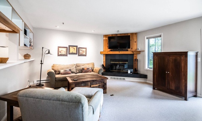 Moose Wilson Road Condo | RMR: Balsam Lodge B4 Condo in The Aspens/Wilson, WY