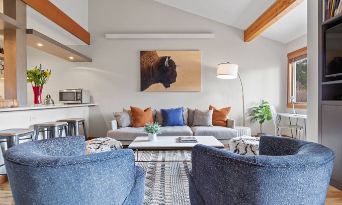 Moose Wilson Road Condo | RMR: Bearberry 3422 Condo in The Aspens/Wilson, WY