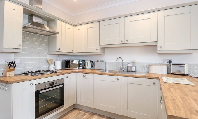 Brisley Cottage | Robin's Nest