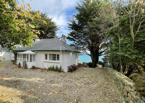 Newry House | Rocklea Seaside Cottage