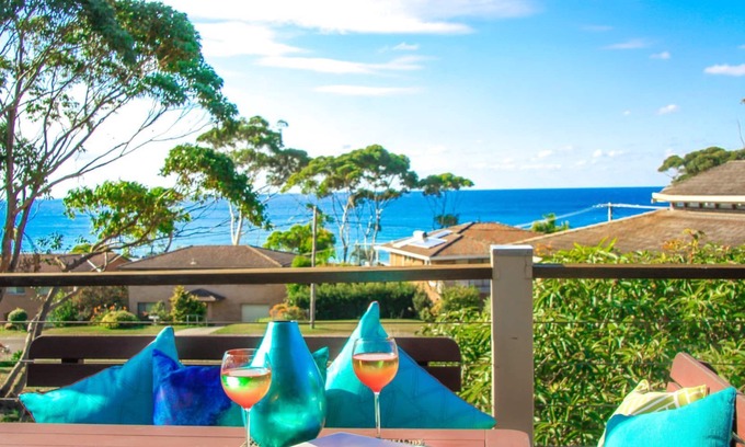 Narrawallee House | Rockpools Beach House - Pet Friendly