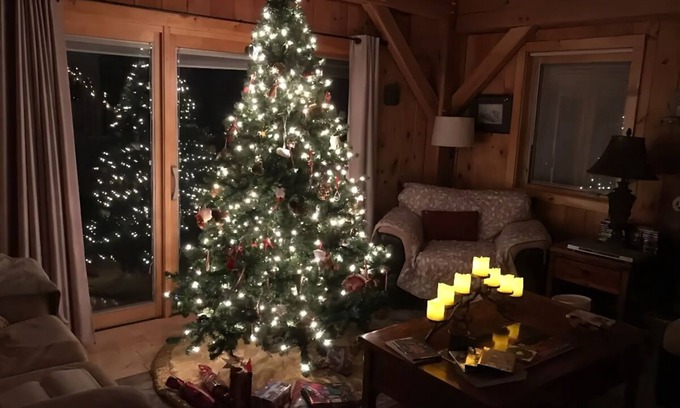 Canon City House | Rocky Mountain Winter Wonderful!