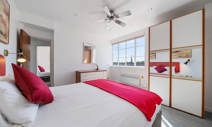 Courtfield Apartment | Roland House - Two Bedroom