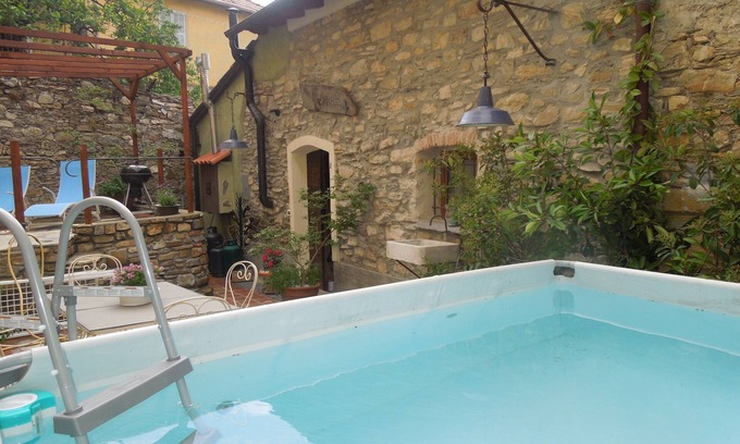 Isolalunga House | Romantic and comfortable rustic-style house that combines the sea with the mountains