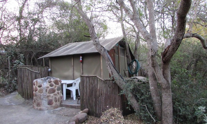 Thorny Bush Game Reserve House | Romantic canvas pad on river, share shower with monkeys and listen to the lions