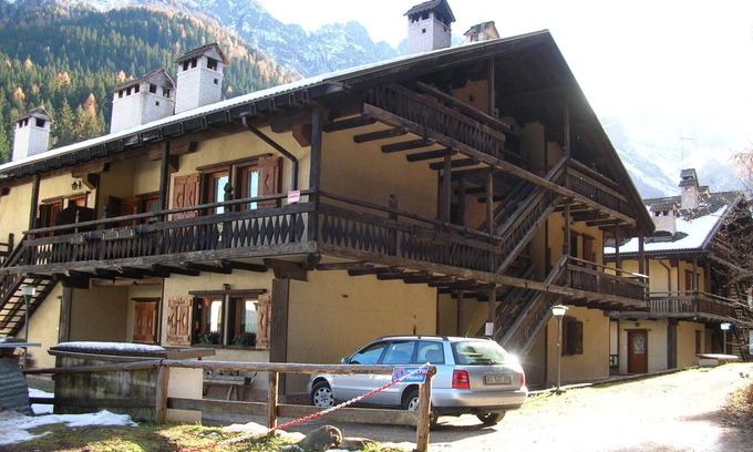 Pie Falcade Apartment | Romantic Chalet 6c