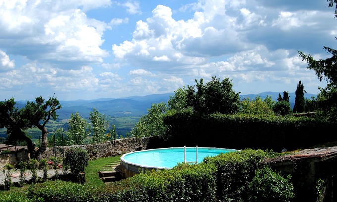 Volterra Cottage | Romantic Cottege WITH PRIVATE POOL above Medieval City Walls