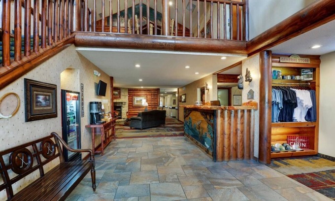 Galena House | Romantic Galena Retreat: Themed Rooms & Heated Pool | 3 Units