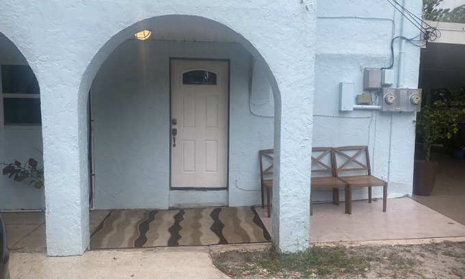 Horton Shores Apartment | Romantic Spanish Island Home — Minutes from Ocean & Flagler Avenue