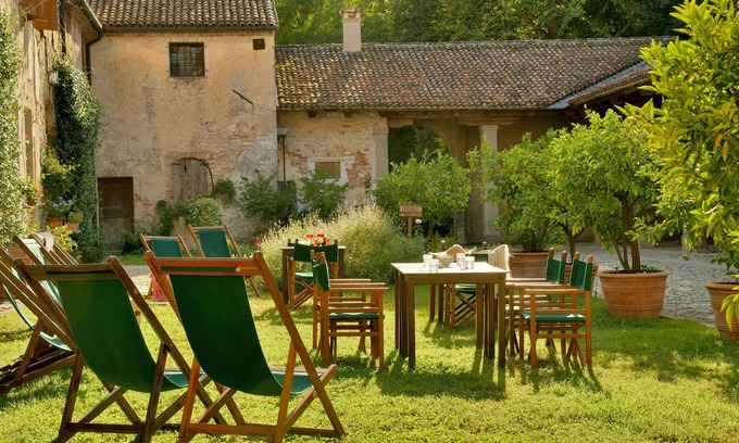 Rovolon Apartment | Romantic Studio in Historic Estate with 60 hectare Private Park