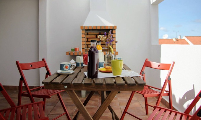 Mafra House | Rooftop & BBQ house at Mafra Vila center