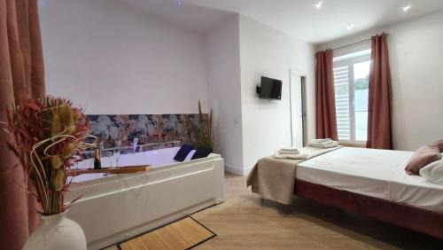 Naples City Centre Bed & Breakfast | Rooftop14 Suite&Relax