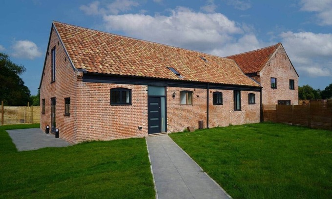 Carlton Colville House | Rookery Park Barn five