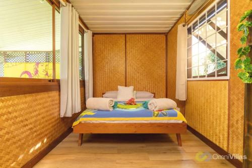 Moorea-Maiao House | Room 1 - Secluded Rustic Bungalow by Tipaniers Beach