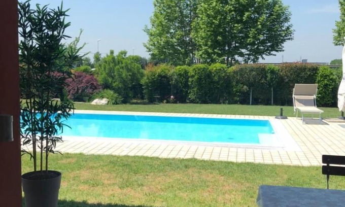 Tezze sul Brenta House | Room in B&B - Casa Belvedere - Complimentary Wifi and Private Parking