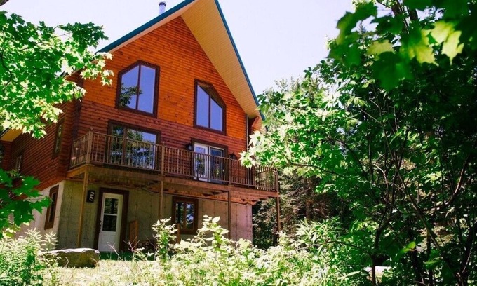Saint-Paul-de-Montminy Apartment | Room in nature for hikers and skiers