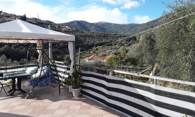 Borganzo House | Room in Guest Room - Valle Degli Ulivi - Liguria Italia