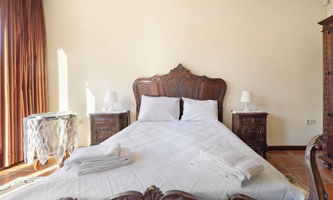 Amares Apartment | Room 'Quarto 6 - Quinta Da Ataíde' with Mountain View, Wi-Fi and Air Conditioning