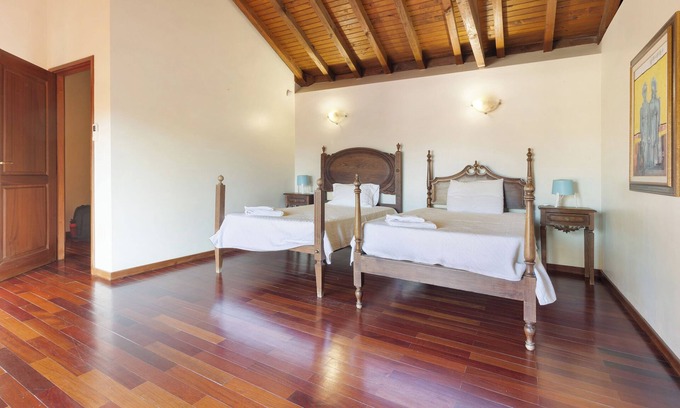 Amares Apartment | Room 'Quarto 8 - Quinta Da Ataíde' with Mountain View, Wi-Fi and Air Conditioning