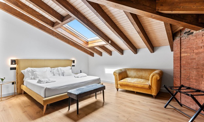 Muros de Nalon Apartment | Room 'Suite La Torre' with Shared Pool, Shared Terrace and Wi-Fi