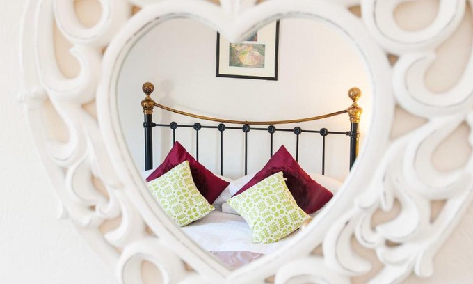 Aberystwyth House | Rooms by Maes y mor Town Centre