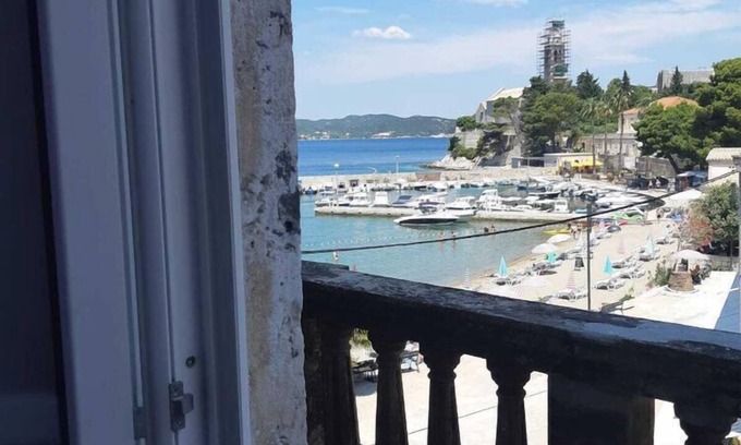 Lopud Island Apartment | Rooms Milena - Triple Room with External Private Bathroom