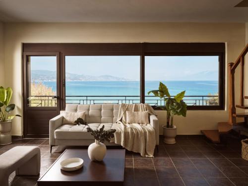 Alikanas Apartment | Rosa Sea Front Maisonette