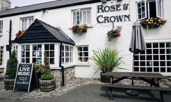 Porthcawl Hotel | Rose And Crown