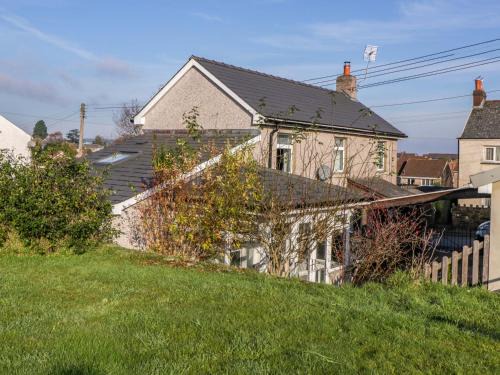 Lydney House | Rose Cottage