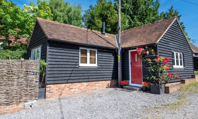 Maidstone House | Rose Cottage in the beautiful Maidstone