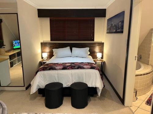 Centurion House | Rose Loft
