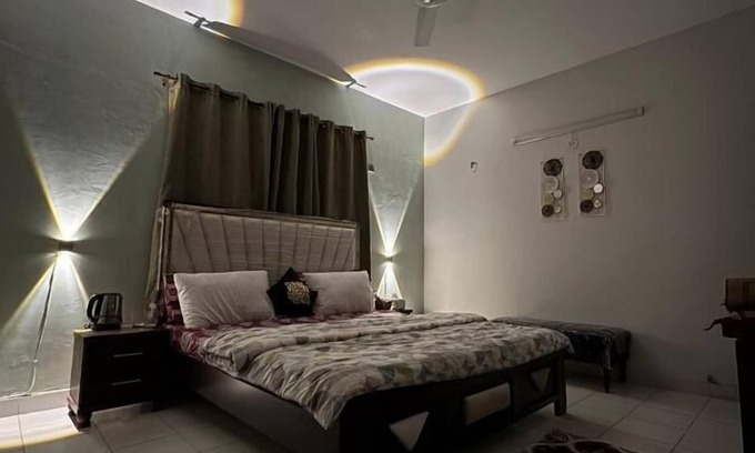 D.H.A. House | Rosewood Cottage