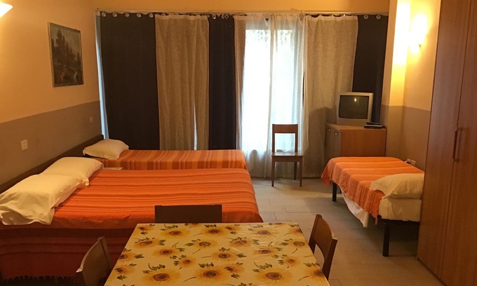 Santa Maria Novella Apartment | Rosselli 55 - 4 pax studio comfort