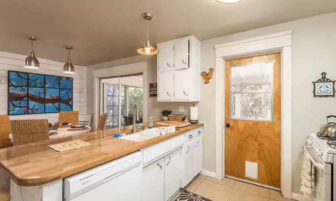 Kingman House | Route 66 Hope Ranch House