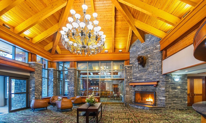 Banff Hotel | Royal Canadian Lodge