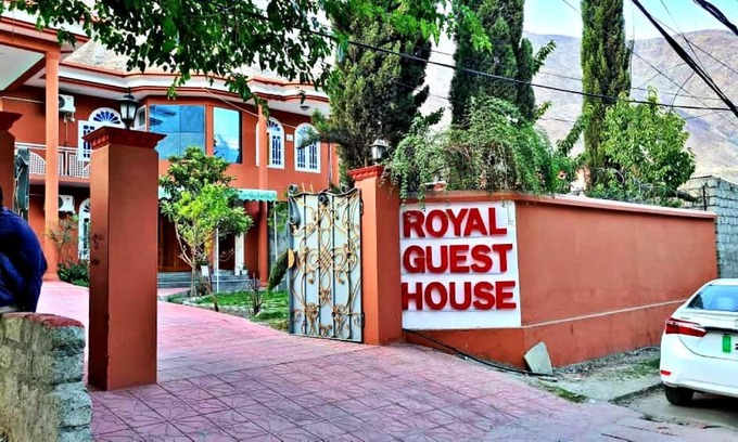 Gilgit House | Royal Guest House