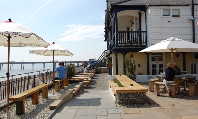 Deal Hotel | Royal Hotel