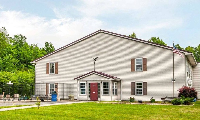 Rockville Hotel | Royal Inn Rockville