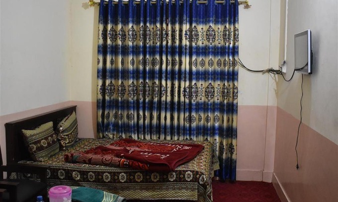 Peshawar Hotel | Royal Palace Hotel