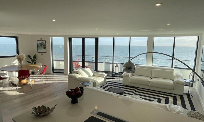 Ramsgate Apartment | Royal Sands Ramsgate - direct beach access