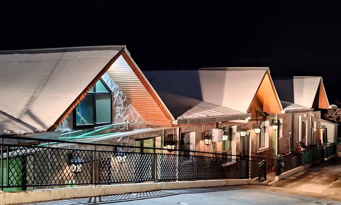 Murree Hotel | Royal Serviced Cottages