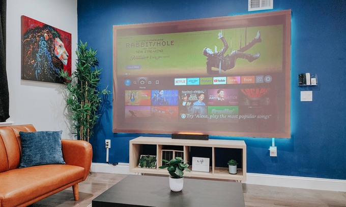 Center City Apartment | Royaleux/4 King Beds/Sleep 16/Pool Table