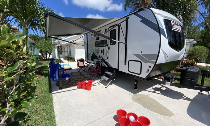 Palm City House | Rubi the Rubicon