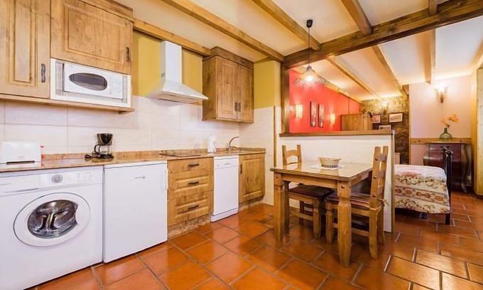 Caboalles de Abajo Cottage | Rural apartment L'Abiseu for 2 people